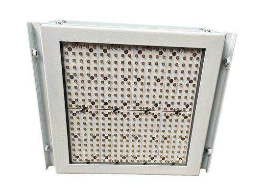 ระบบรักษา UV LED ความยาวคลื่นหลายสาย 1200W พร้อมน้ําเย็นและความเข้มข้น UV 18W/CM2 สําหรับการทดสอบห้องปฏิบัติการ